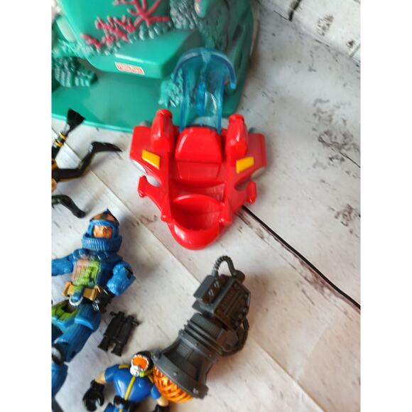 Fisher Price Rescue Heroes MICRO ADVENTURES Submarine Underwater Sea Playset Lot - Picture 10 of 16